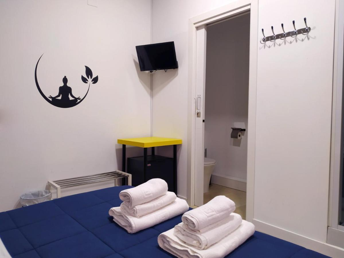 فندق Flats Friends Plaza De La Reina فالنسيا المظهر الخارجي الصورة