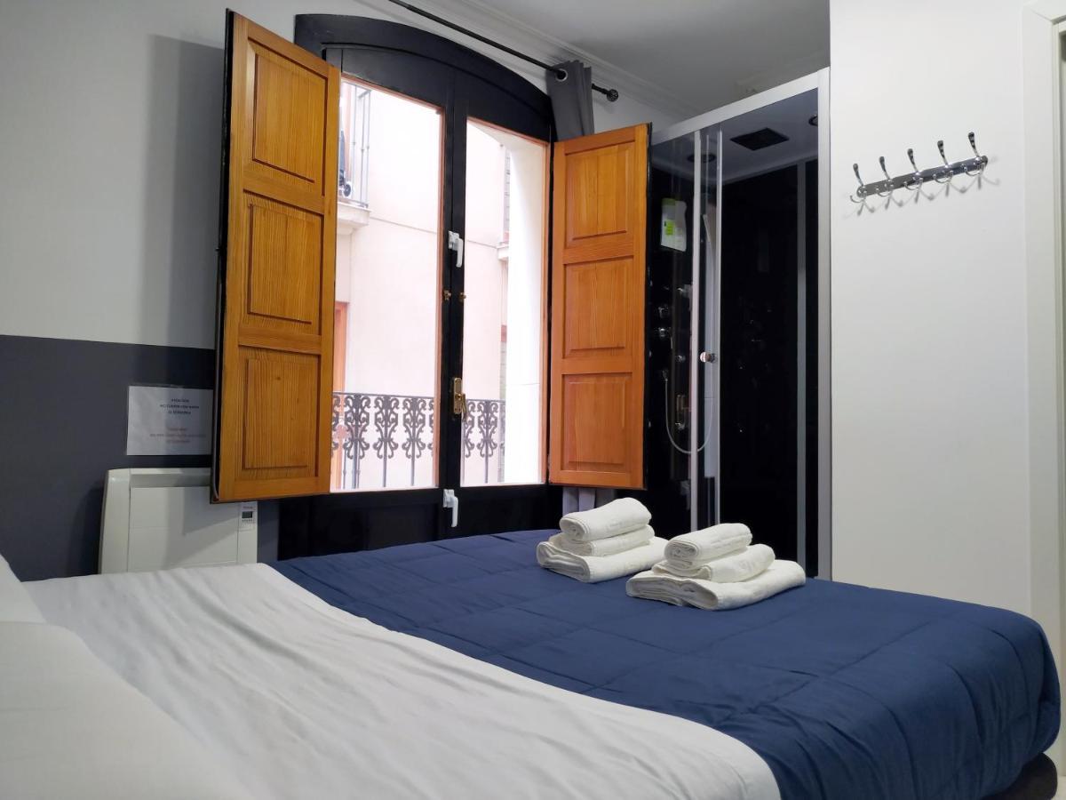 فندق Flats Friends Plaza De La Reina فالنسيا المظهر الخارجي الصورة