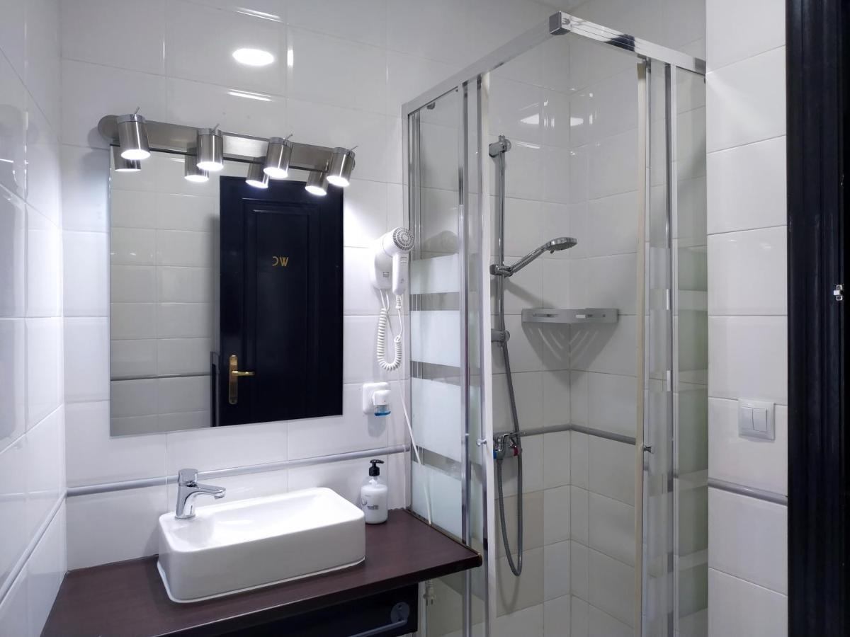 فندق Flats Friends Plaza De La Reina فالنسيا المظهر الخارجي الصورة