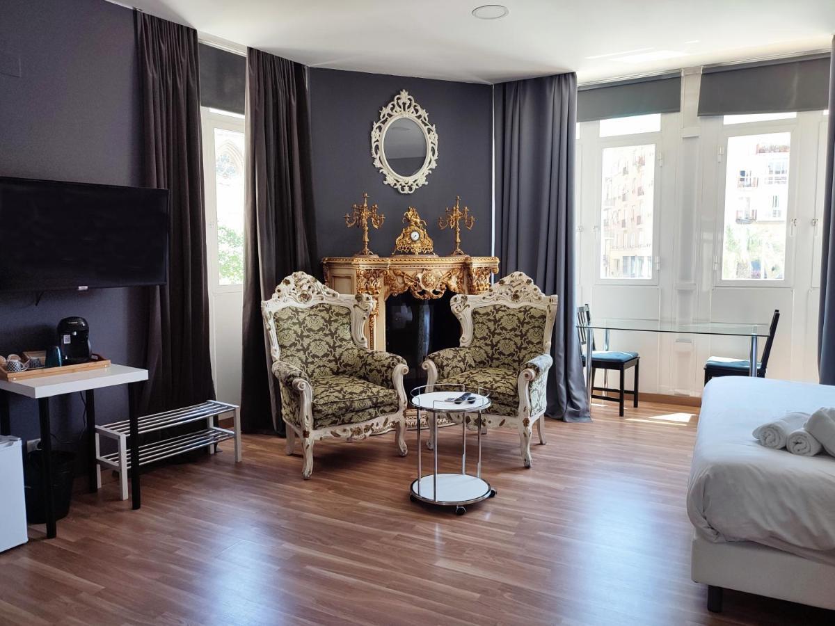فندق Flats Friends Plaza De La Reina فالنسيا المظهر الخارجي الصورة