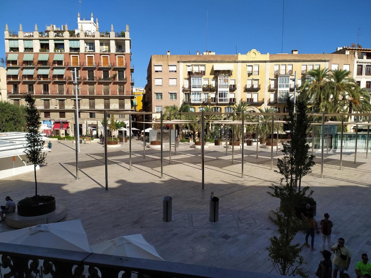 فندق Flats Friends Plaza De La Reina فالنسيا المظهر الخارجي الصورة